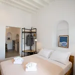 Mykonos House Secrecy , Mykonos Town